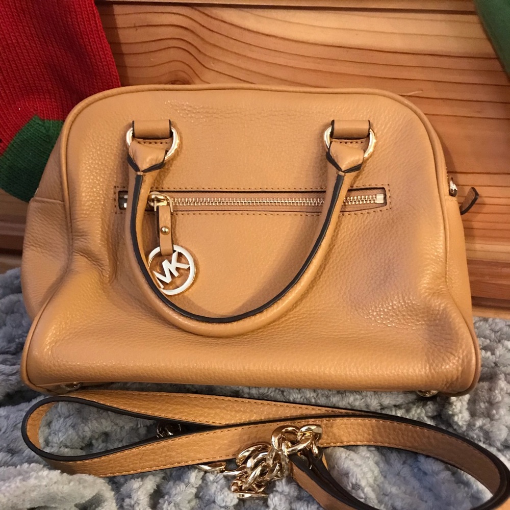 NWOT Camel Michael Kors purse w/ strap